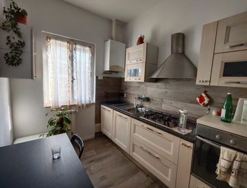 Cucina - Quadrilocale in Affitto in Via di Pratale a Pisa