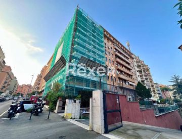 Vista - Bilocale in Vendita in Via Lucrino 47 a Roma