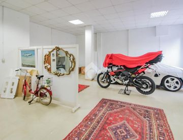 Area comune - Capannone in Vendita in Via Edmondo de Amicis a Melegnano