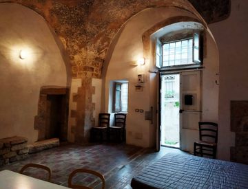 Foto 1 di 7 - Casa indipendente in Vendita in Via Linguanti 20 a Modica
