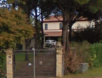 Giardino - Villa in Vendita in Via Lunetta a Cervia