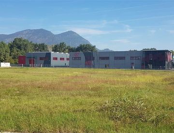 Foto 1 di 21 - Terreno edificabile in Vendita in Strada Torino a Cumiana