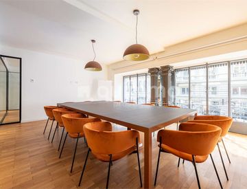 Sala riunioni - Ufficio in Affitto in Via Dante a Milano