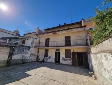 Foto 1 di 17 - Rustico, casale in Vendita in Vicolo San Giuseppe a Palazzolo Vercellese