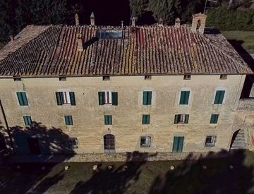 Vista - Villa in Vendita in Via Cassia Nord a Monteriggioni