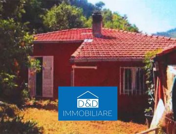 Foto 1 di 8 - Villa in Vendita in Via Due Camini 41 a Ventimiglia