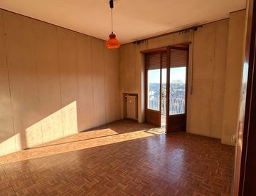Stanza - Trilocale in Vendita in Via Buronzo 11 a Carisio