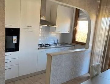 Cucina - Bilocale in Affitto in Via Cervino a Pisa