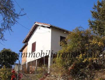 Foto 1 di 19 - Rustico, casale in Vendita in Via Case Sparse Monte Vetta a Castel Vittorio