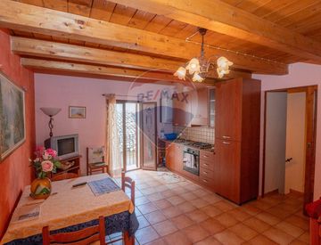 Soggiorno - Casa indipendente in Vendita in Via Brullo 15 a Chiaramonte Gulfi
