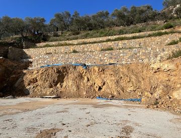 Foto 1 di 7 - Terreno edificabile in Vendita in zona Oneglia a Imperia