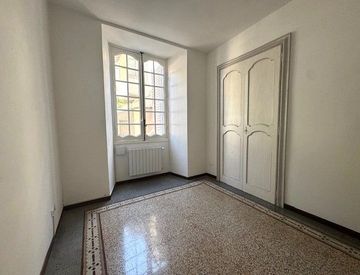 Stanza - Quadrilocale in Vendita in Via Giovanni Amendola a Imperia