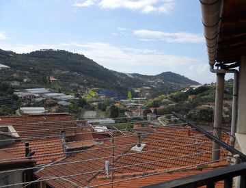 Foto 1 di 6 - Attico, mansarda in Vendita a San Biagio della Cima