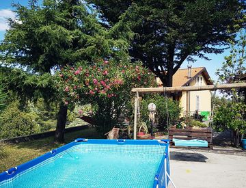 Piscina - Casa indipendente in Vendita in SP37 3 a Diano Arentino