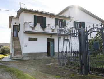 Facciata - Rustico, casale in Vendita in zona Sant'Antonio a Campagnatico