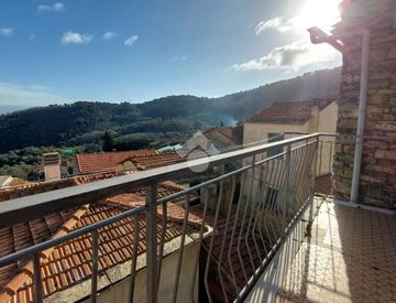 Terrazza - Rustico, casale in Vendita in Via Fiume 11 a Pietrabruna