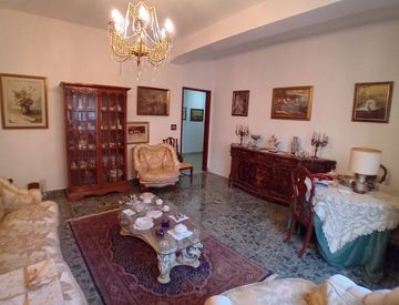 Soggiorno - Appartamento in Vendita in Via Marsala 6 a a Reggio Calabria