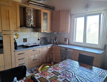 Cucina - Casa bifamiliare, trifamiliare in Vendita in Via Ciappin 169 a Ventimiglia