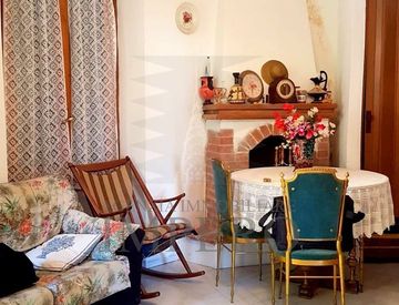 Soggiorno - Quadrilocale in Vendita in Corso de Sonnaz 62 a Pigna