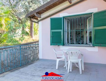 Terrazza - Casa indipendente in Vendita in Borgo SALINO a Aquila d'Arroscia
