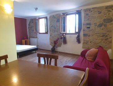 Soggiorno - Trilocale in Vendita in zona Centro a Vallebona