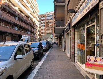 De Ritis Roma Locale commerciale in Vendita in Via Beniamino de Ritis 24 a Roma ...
