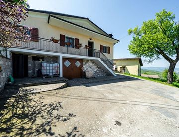 Foto 1 di 46 - Casa indipendente in Vendita in Via Cà Mazzoni 240 a Prignano sulla Secchia