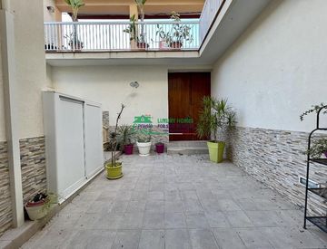 Foto 1 di 25 - Casa indipendente in Vendita in zona Marina di Ragusa a Ragusa
