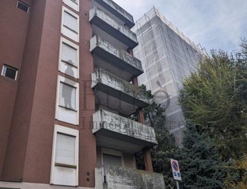 Foto 1 di 1 - Attico, mansarda in Vendita in Viale Olimpia a Reggio Emilia