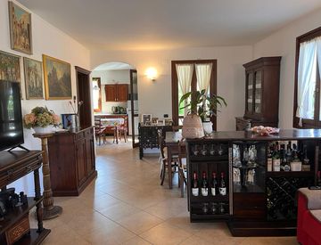 Soggiorno - Villa in Vendita in Principessa Mafalda a Bordighera