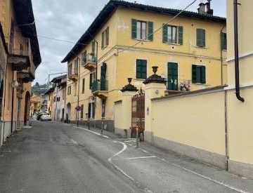 Vista - Quadrilocale in Vendita in Via Muletti 30 a Verzuolo