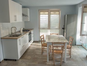 Cucina - Trilocale in Affitto in Via dei Ginepri a Pisa