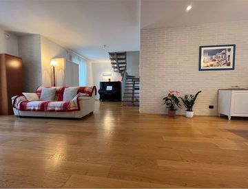 Soggiorno - Attico, mansarda in Vendita in Via Augusto Mancinelli 10 a Osimo