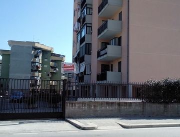 Foto 1 di 3 - Box/posto auto in Vendita in Via Trentino Alto Adige a Bari