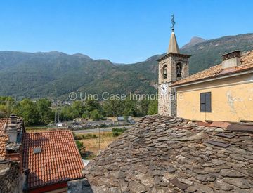 Facciata - Casa bifamiliare in Vendita a Quassolo