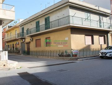 Foto 1 di 19 - Monolocale in Vendita a Pozzallo