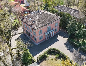Facciata - Villa in Vendita in Strada Montanara a Modena