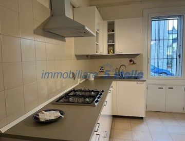 Cucina - Trilocale in Affitto in Via Alberto Mario a Vicenza