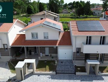 Facciata - Villa in Vendita in Via Piave 77 a Cogliate