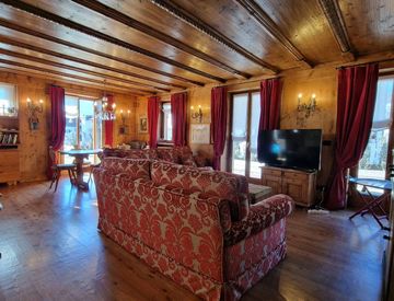 Soggiorno - Appartamento in Vendita in Via Guide Alpine 27 a Cortina d'Ampezzo