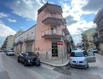 Foto 1 di 18 - Monolocale in Vendita in Via Luigi Dicuonzo a Barletta