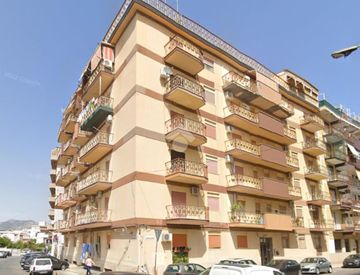 Vista - Trilocale in Affitto in Via Andrea Cesalpino 2 a Palermo