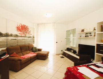 Soggiorno - Trilocale in Vendita in Via Parma a Bolzano