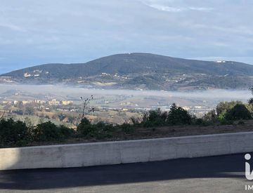 Vista - Quadrilocale in Vendita in Via Podgora a Castelfidardo