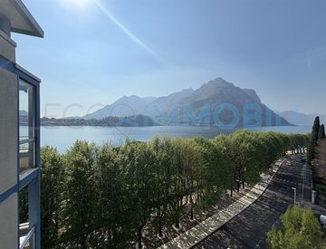 Vista - Quadrilocale in Affitto in Lungolario Luigi Cadorna 23 a Lecco