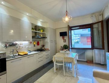 Quadrilocale in Vendita in Via Pietro da Cortona a Firenze - 110mq ...