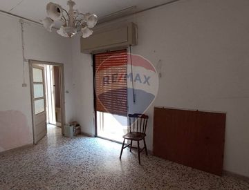 Foto 1 di 17 - Casa indipendente in Vendita in Via Maddalena 6 -8 a Chiaramonte Gulfi