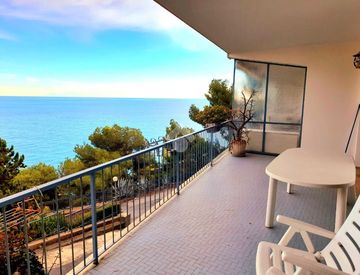 Terrazza - Trilocale in Vendita in Via Aurelia 15 a Cervo