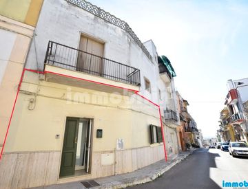 Facciata - Appartamento in Vendita a Oria