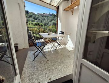 Terrazza - Quadrilocale in Vendita in Via Dottor Raineri a Costarainera